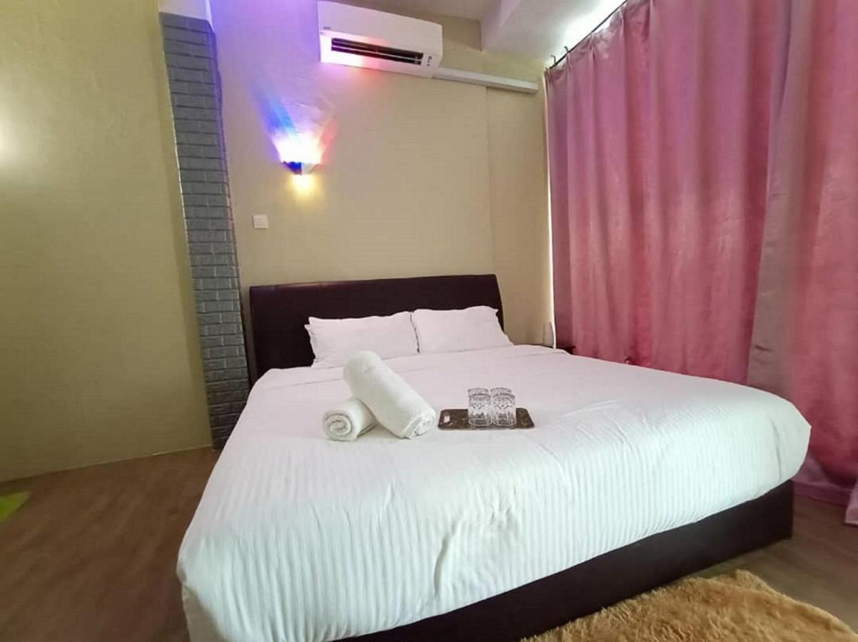 Pine Hotel Batu Gajah Zewnętrze zdjęcie