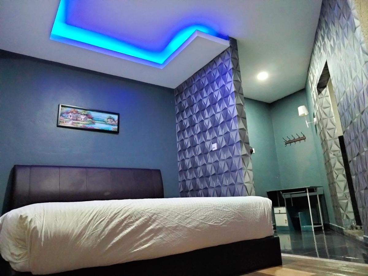 Pine Hotel Batu Gajah Zewnętrze zdjęcie