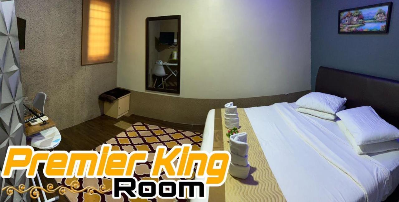 Pine Hotel Batu Gajah Zewnętrze zdjęcie