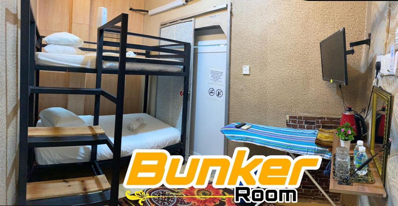 Pine Hotel Batu Gajah Zewnętrze zdjęcie