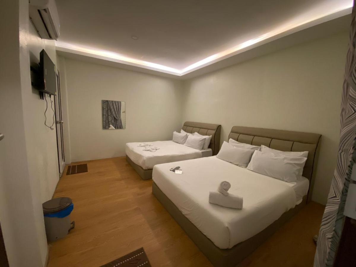 Pine Hotel Batu Gajah Zewnętrze zdjęcie