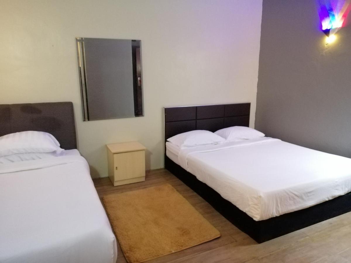 Pine Hotel Batu Gajah Zewnętrze zdjęcie